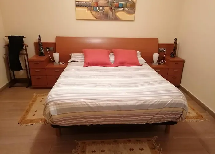 Exclusive Virginia Lloret *