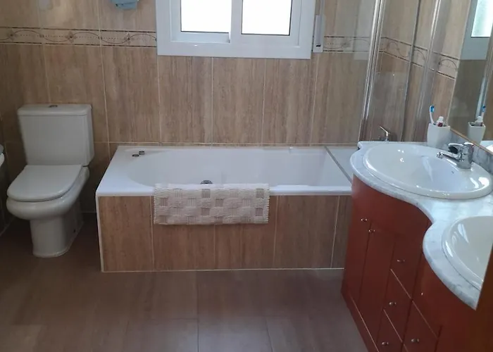 Exclusive Virginia Lloret *