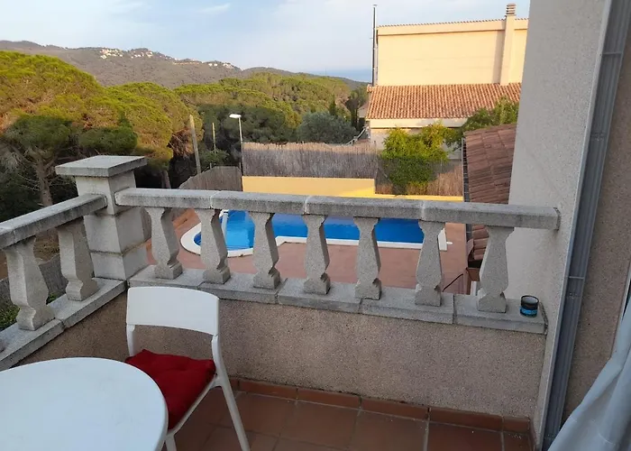 Exclusive Virginia Lloret Villa